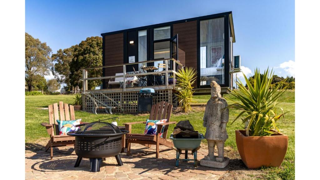 Gold Fields by Tiny Away, Ross Creek