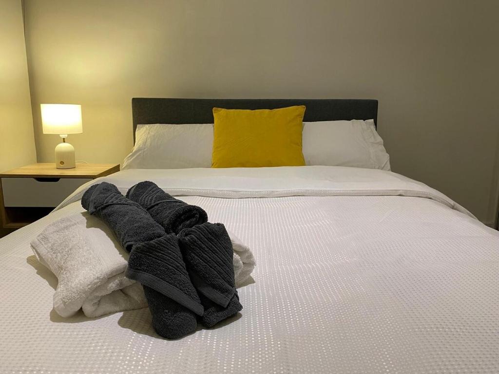 Cozy Suite, Clayton North