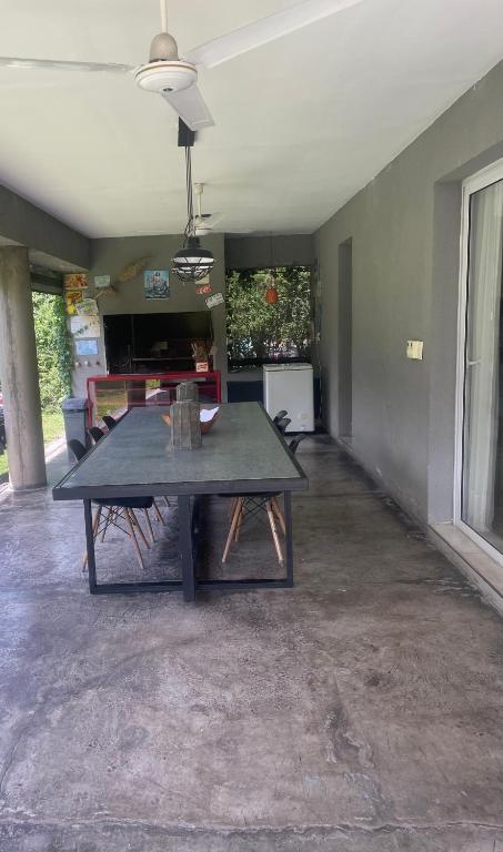 Excepcional casa en Y B - 3