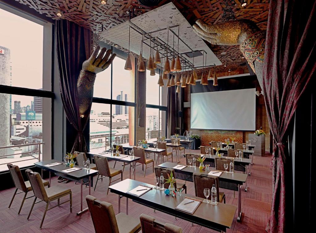 Banquet hall