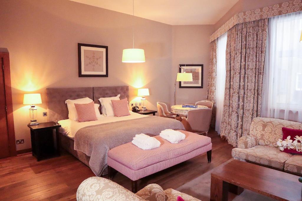 Tigerlily, Edinburgh