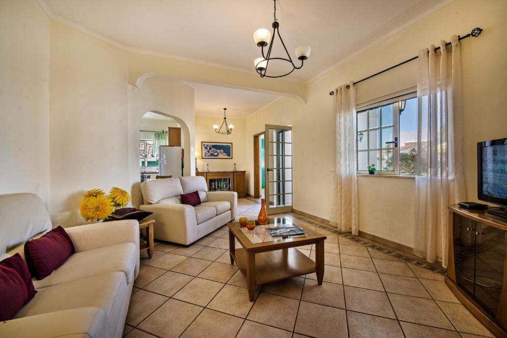 Rebela GF by Algarve Villa Holidays, Albufeira