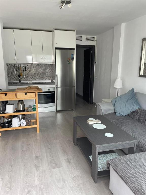 Lets in the Sun - Apartments Clavel - 4