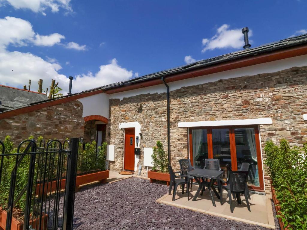 Bumblebee Meadows, Bideford