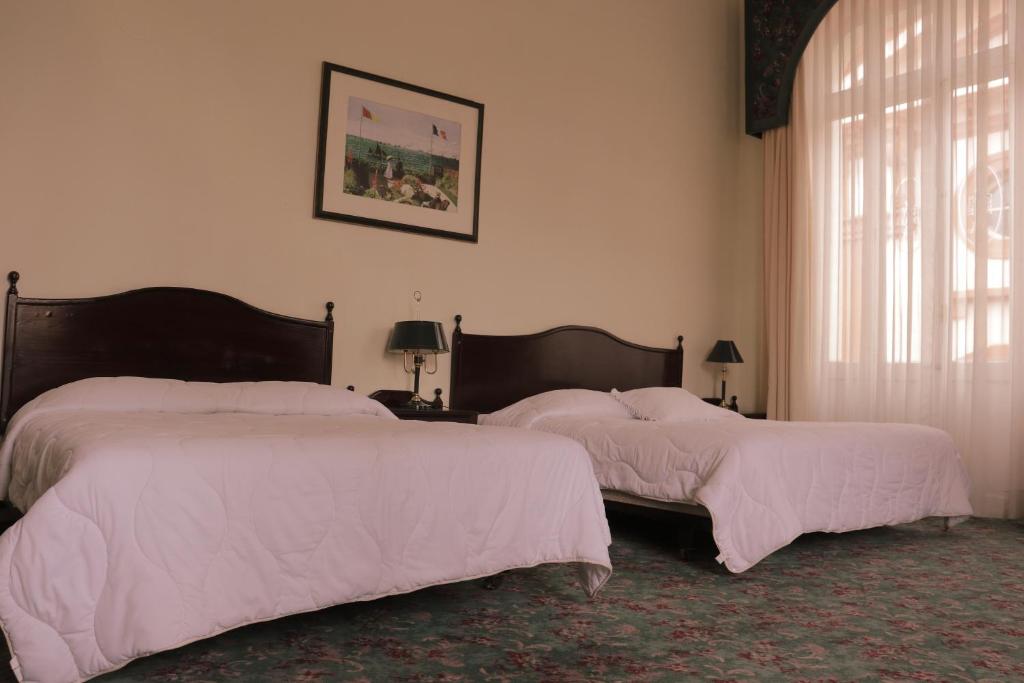 Gran Hotel París - 4