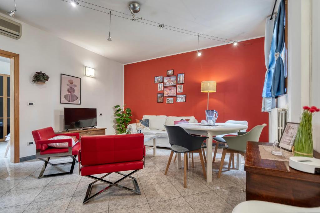 Cozy Apartment by DiffeRent - 2