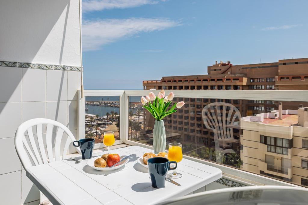 Pyr Studio by Alfresco Stays, Fuengirola