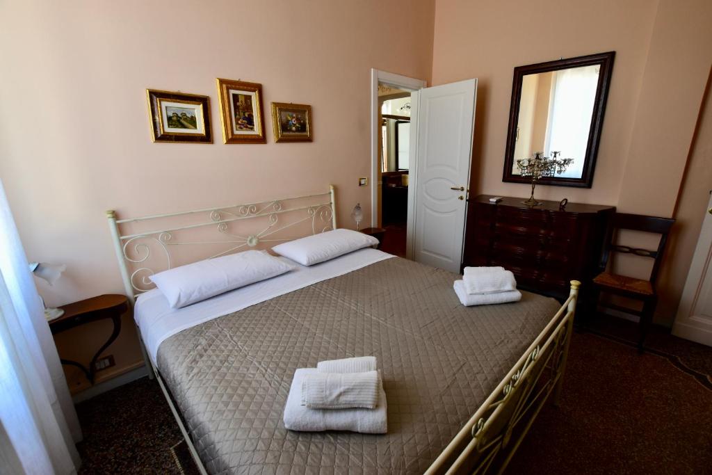 Classicosuitetetti Attico di charme con terrazza solarium privata, a pochi minuti dalla Fiera e dal mare - 3