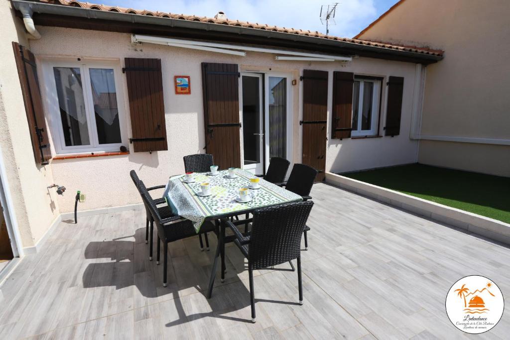 Saint Cyprien maison avec piscine - 3