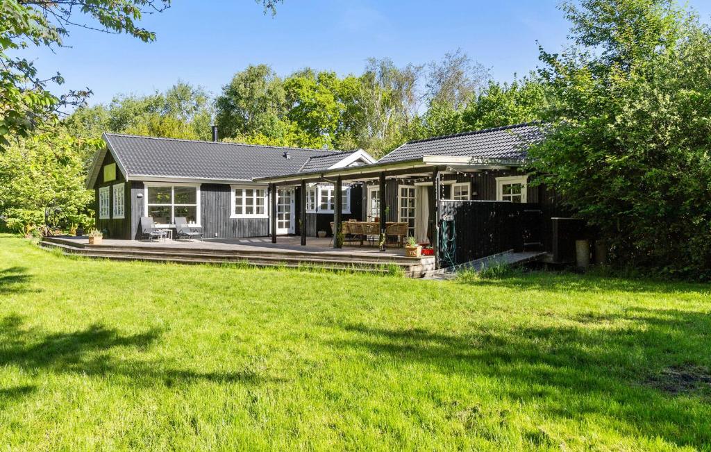 Beach Front Home In Bogense With Wifi, Bogense