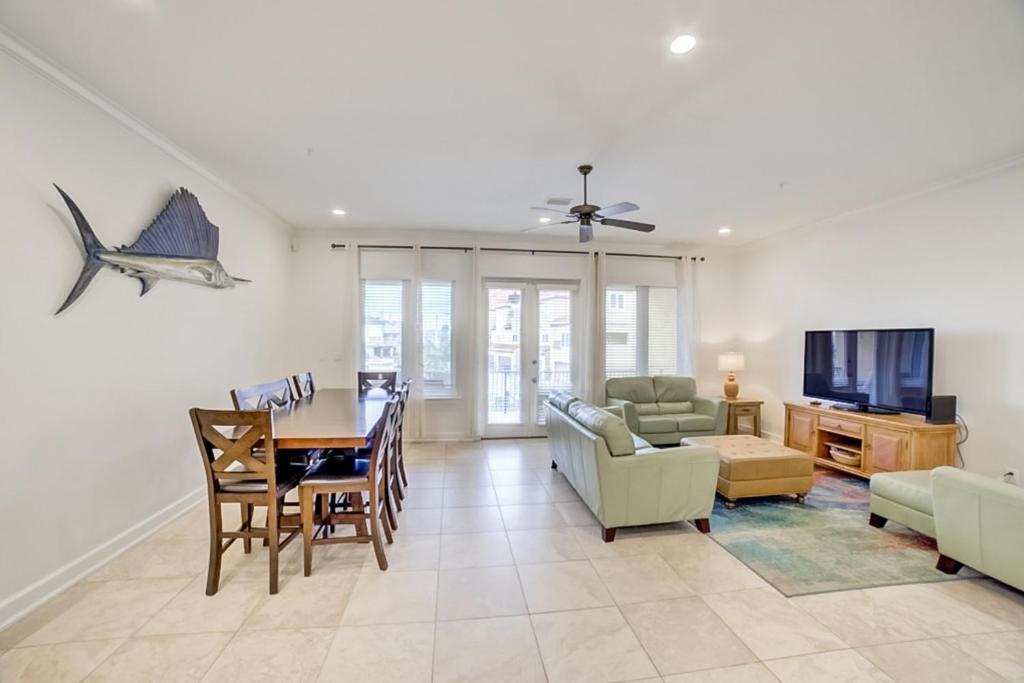 Regency Cabanas H4, Pensacola Beach