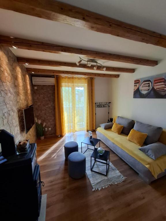 Apartman Gara, Senj