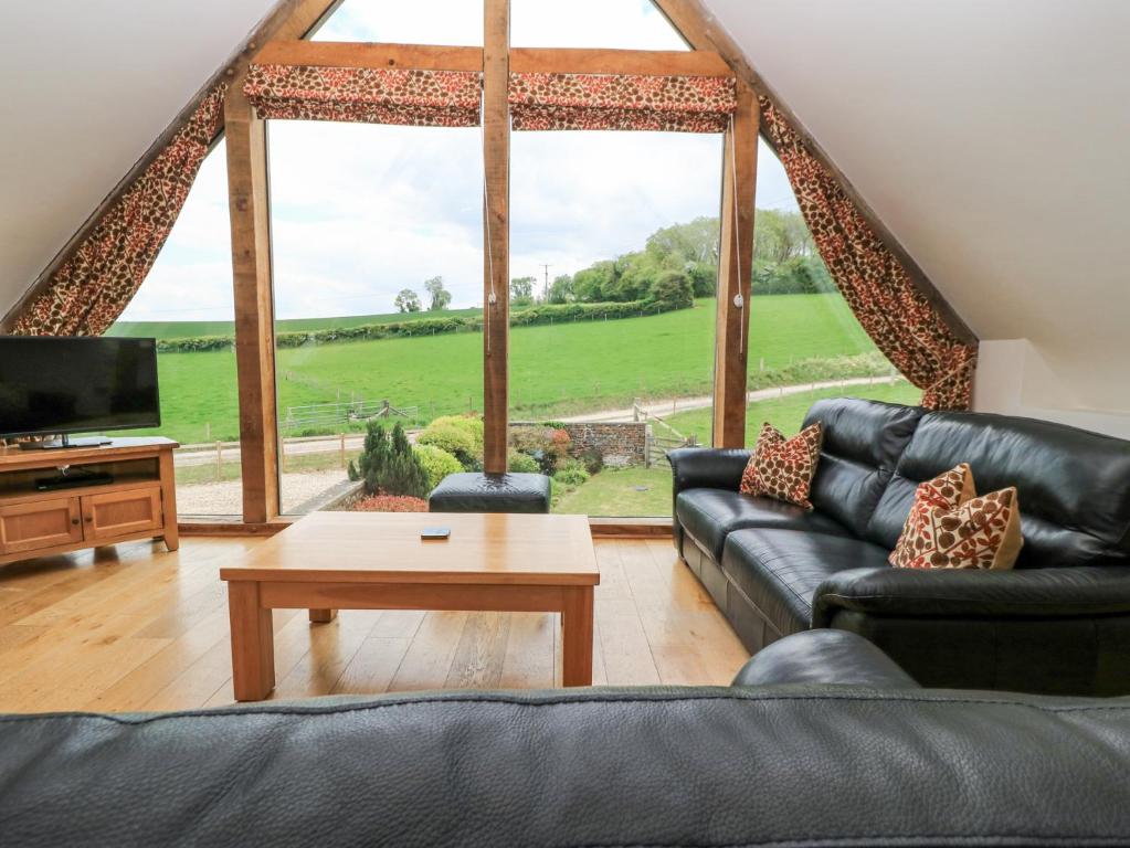 Shepherd's Barn, Milborne photo 2