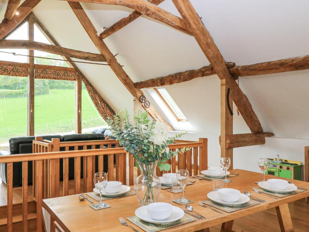 Shepherd's Barn, Milborne photo 3