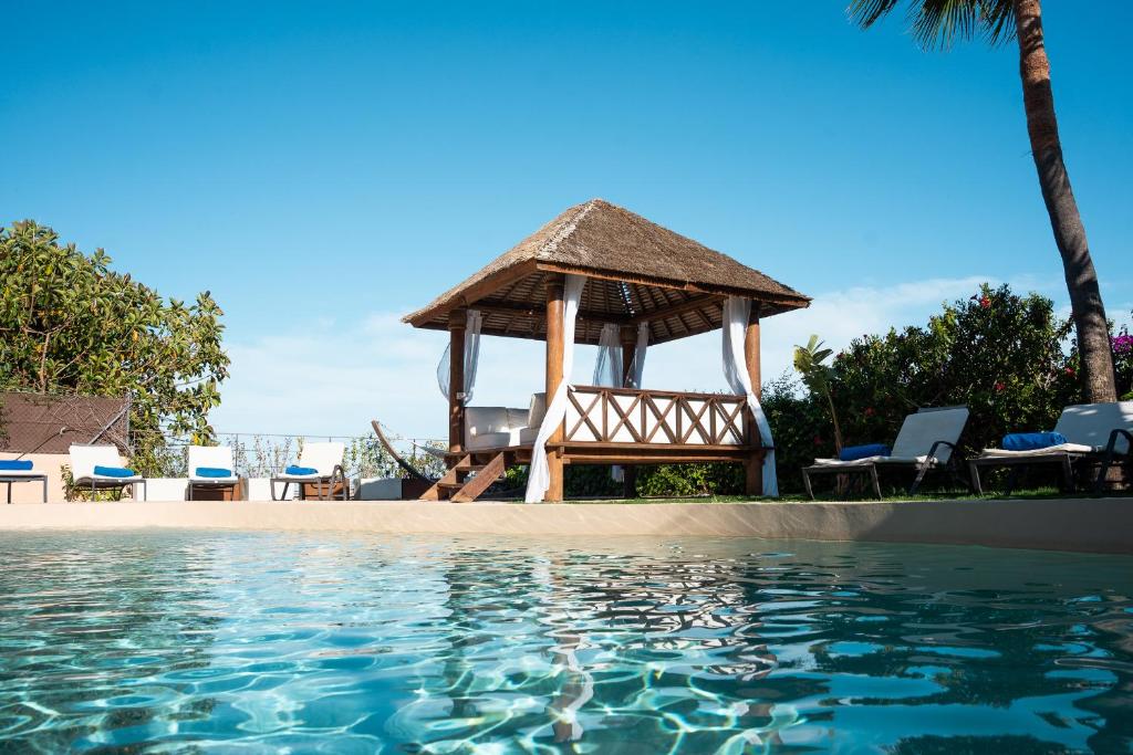Can Calyssa Luxury Villa Near City Center - 4