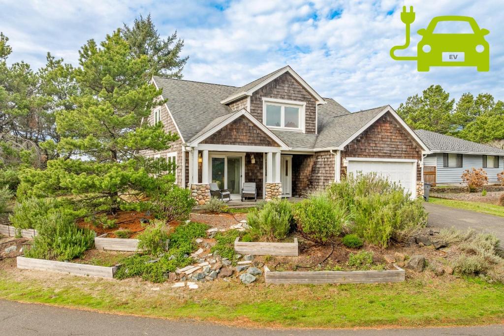 Caddy Corner MCA#1122, Manzanita