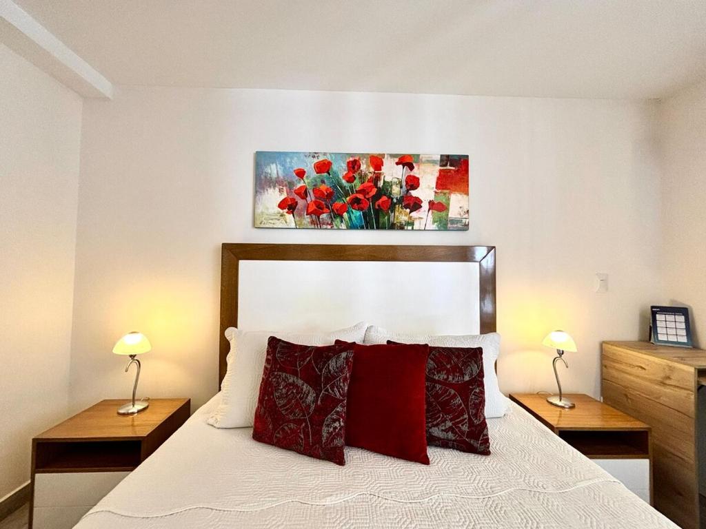 Cartagena Exclusive Apartment with Jacuzzi - 2