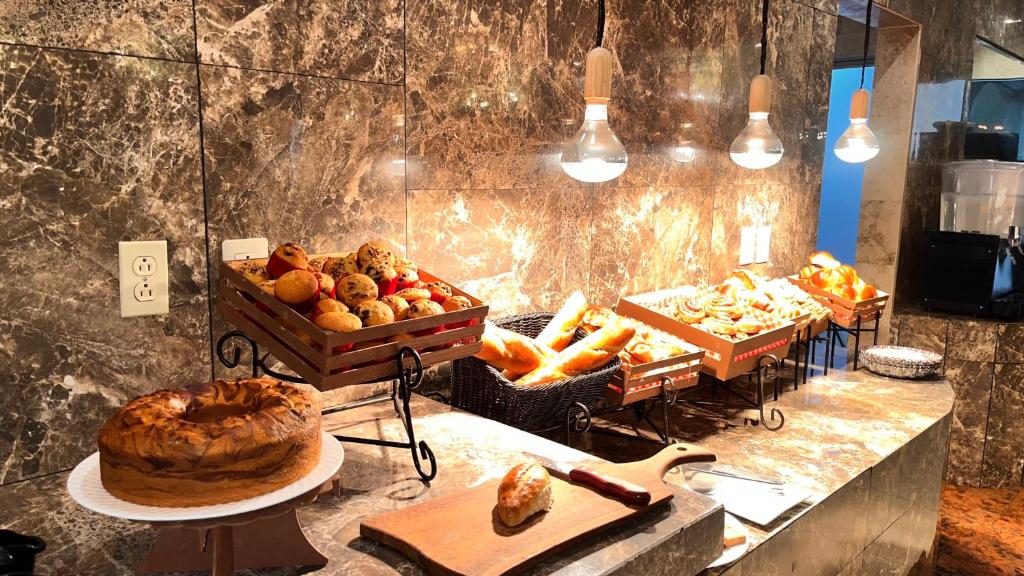 Restaurant, Hotel Palacio Maya in Merida