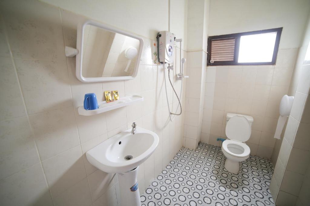 Well-appointed bathrooms