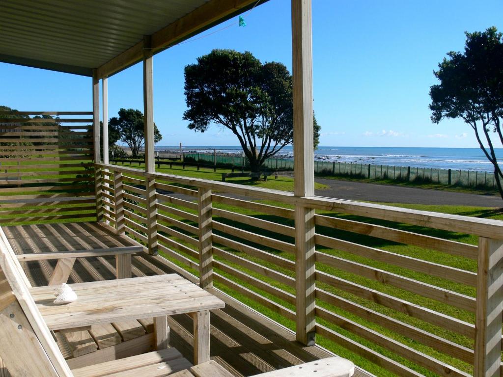 Oakura Beach Holiday Park