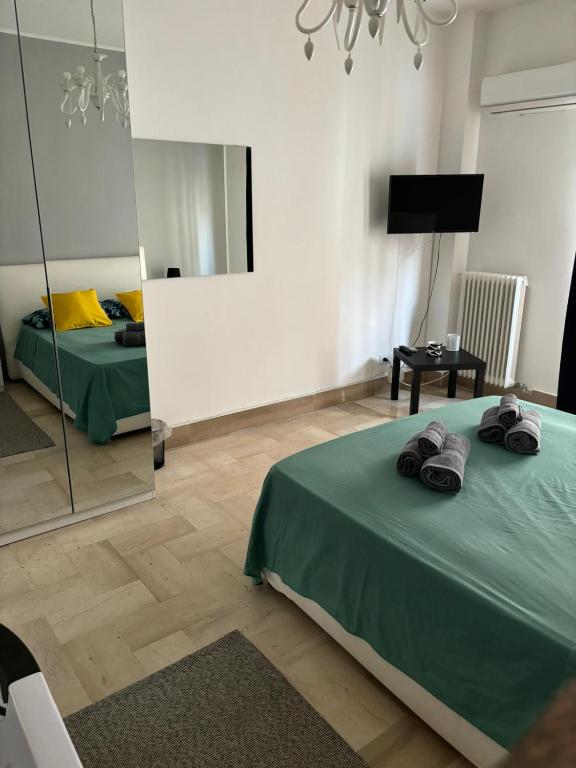 Sisters Luxury Apartmenst - 2