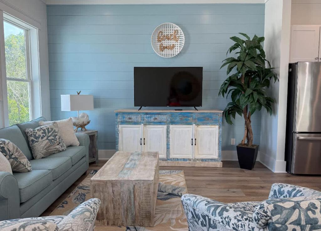 Serenity by the Sea II St George Island Pool Home, Eastpoint