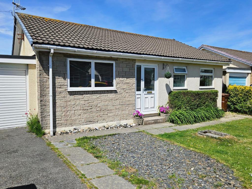 Ridge And Tides, Fairbourne