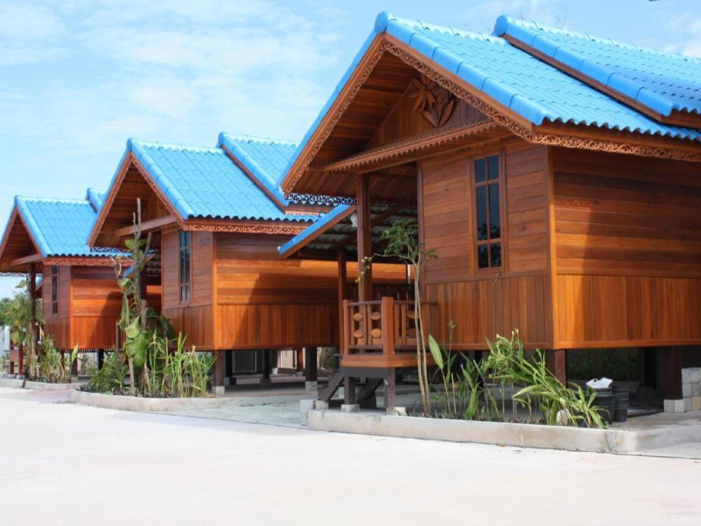 Sabai Ez Hotel