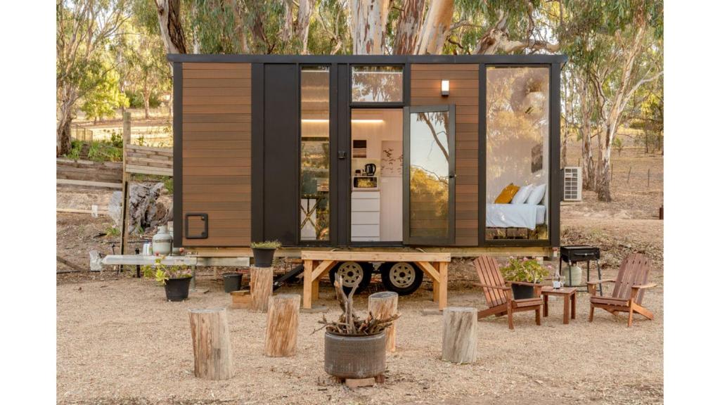 Summer Lea 1 by Tiny Away, Howes Creek