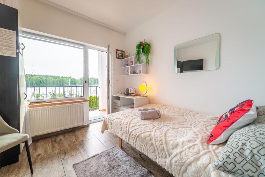 Pokój z widokiem na jezioro, Mikołajki