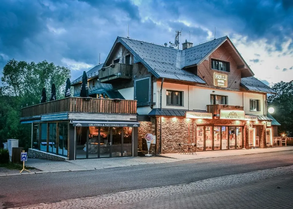 Hotel Friuli, hotel in Harrachov