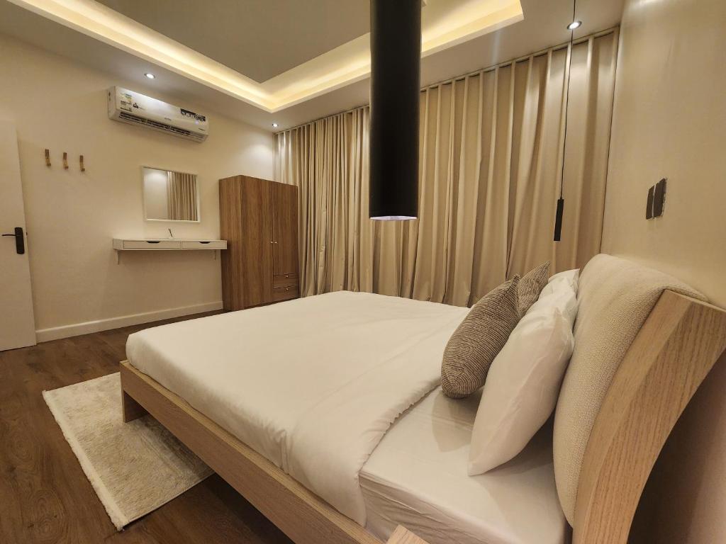 Modern 1BR Apartment - Al Aqiq - Comfy & Stylish, Rijád