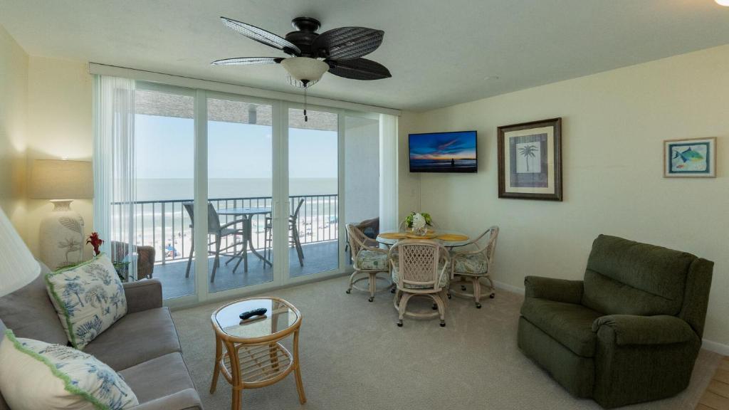 Apollo Condominium 505, Marco Island