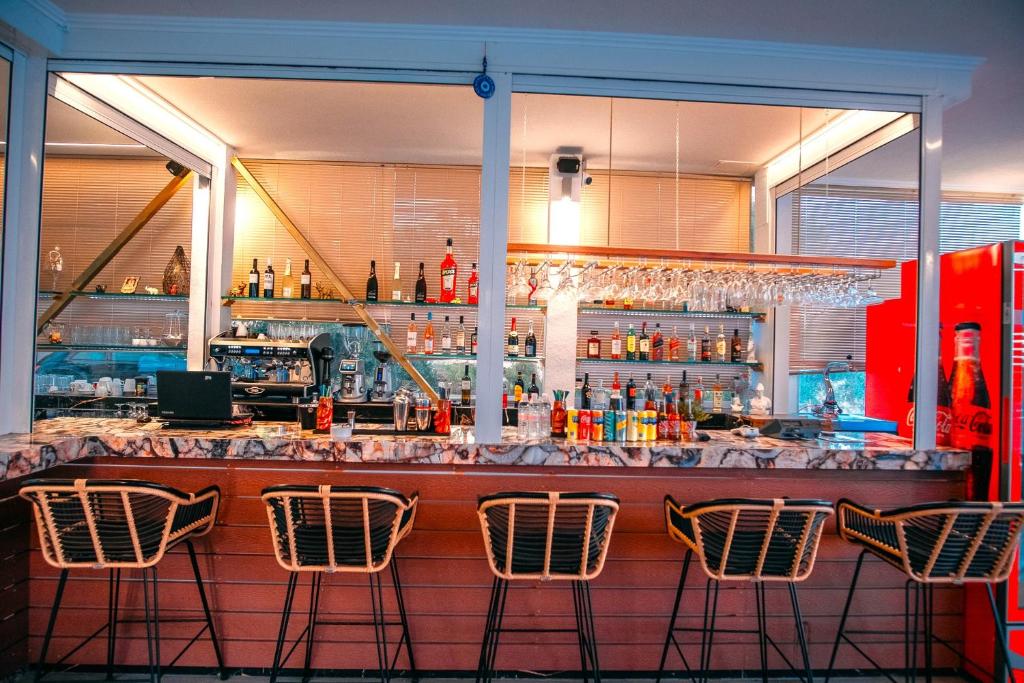 Bar/lounge