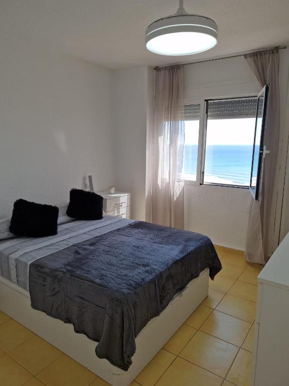 Vistas panorámicas al mar, a 300 metros de la playa - 4