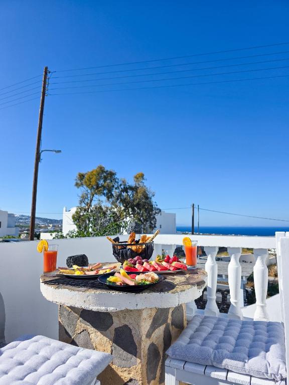 Calypso Heaven, Santorini