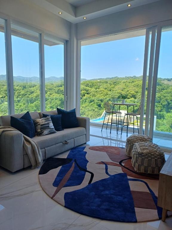 Cozy Beachfront PH Getaway - 3