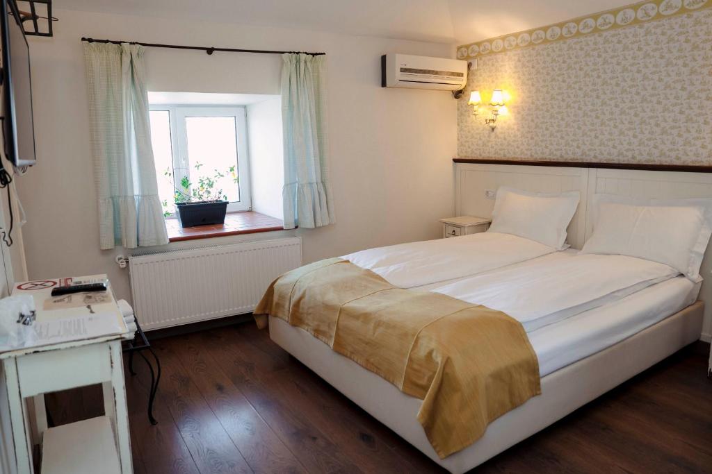 Piazzetta Bacau, Bacău