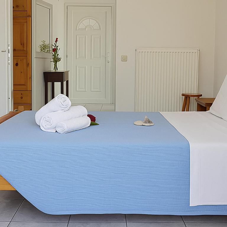 스튜디오 (성인 3명)