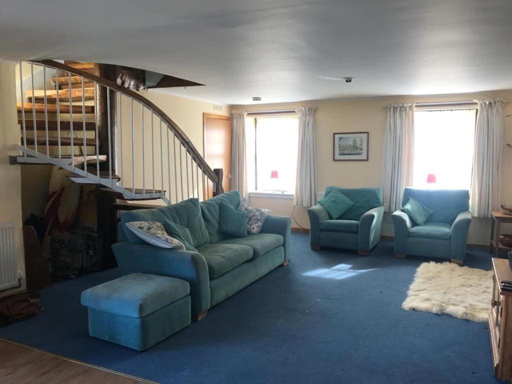 Idyllic beach cottage 56 Seatown Cullen, Cullen