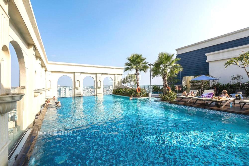 Linda Apartment-ICON56-District4-3mins to center dtrc1- INFINITY POOL- AWESOME ROOFTOP 호텔 이미지 2