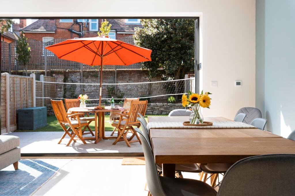 Ashcroft by Grandeur Property, Bournemouth