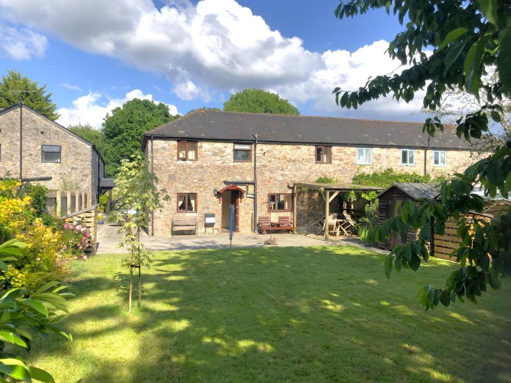 The Linney, Teigngrace