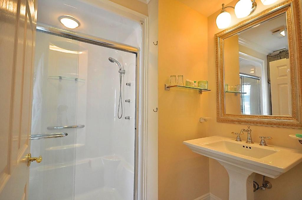 Atlantis Inn Hotel photo