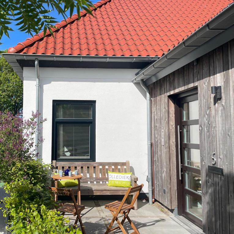 Ollediek, Houwerzijl