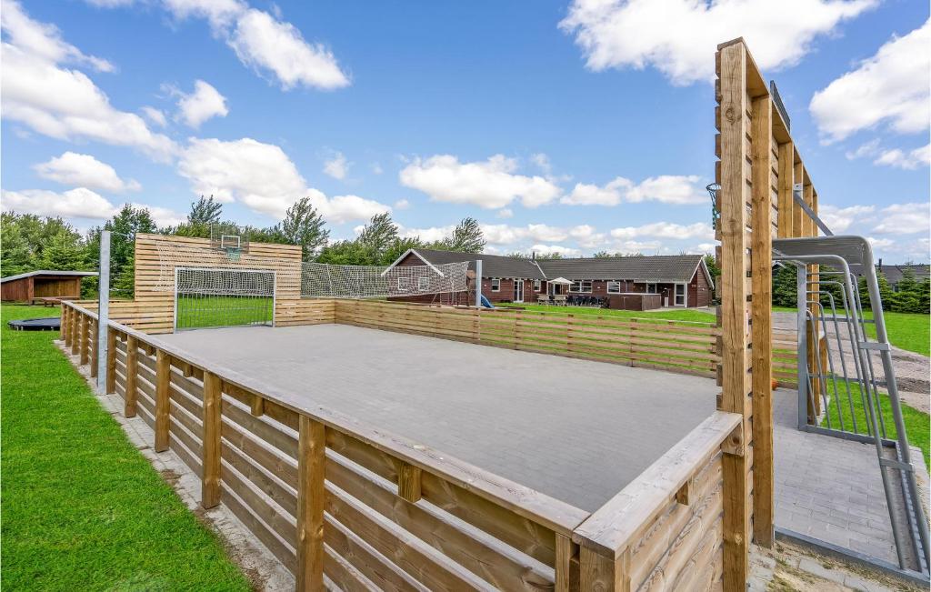 Amazing Home In Idestrup With Sauna, Marielyst