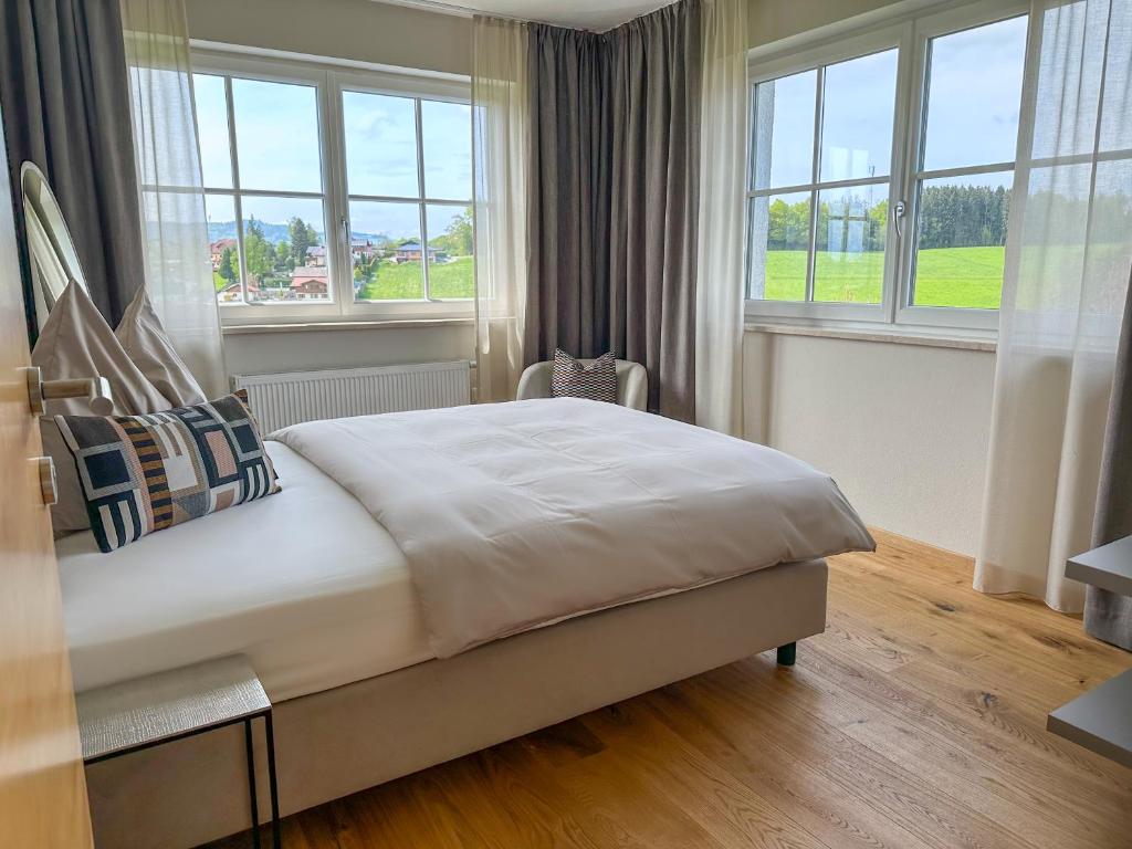 "SONNTAGSGLÜCK" - Premium Apartments Seekirchen, ruhiges Feriendomizil im Grünen, gemeinsamer Poolarea - 4