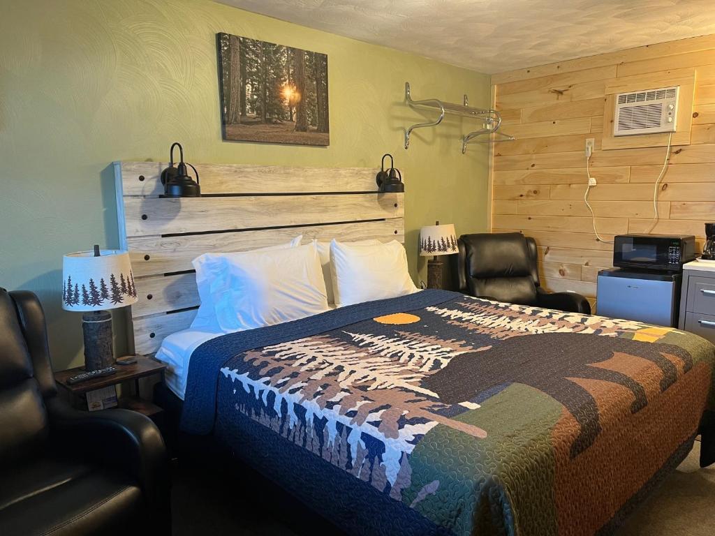 Cedars Motel, Saint Ignace