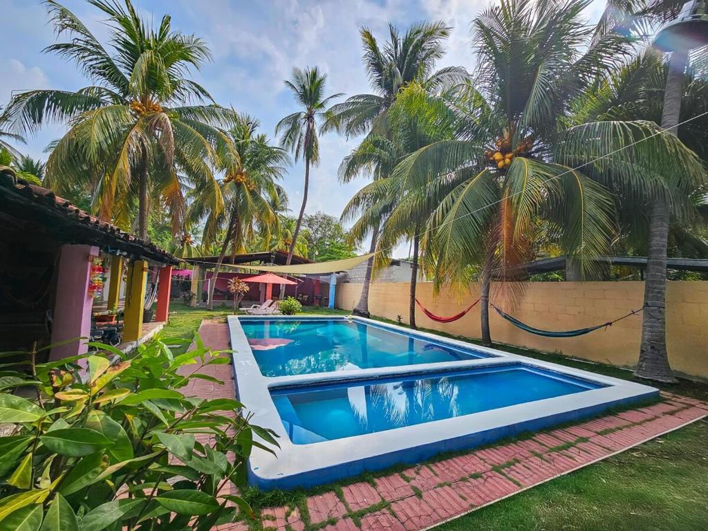 Rancho Samba do Sol, Acajutla