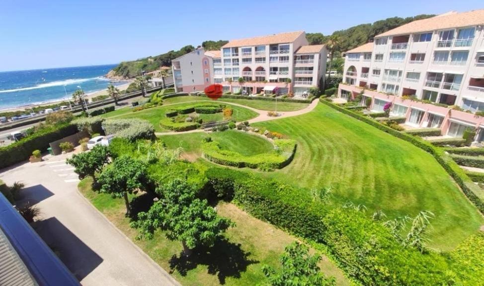 Joli studio climatisé vue mer, Six-Fours-les-Plages